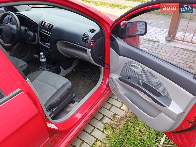 Хэтчбек Kia Picanto 2006 в Киеве