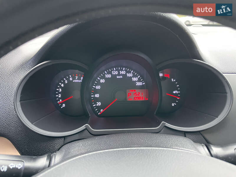 Хетчбек Kia Picanto 2011 в Черкасах