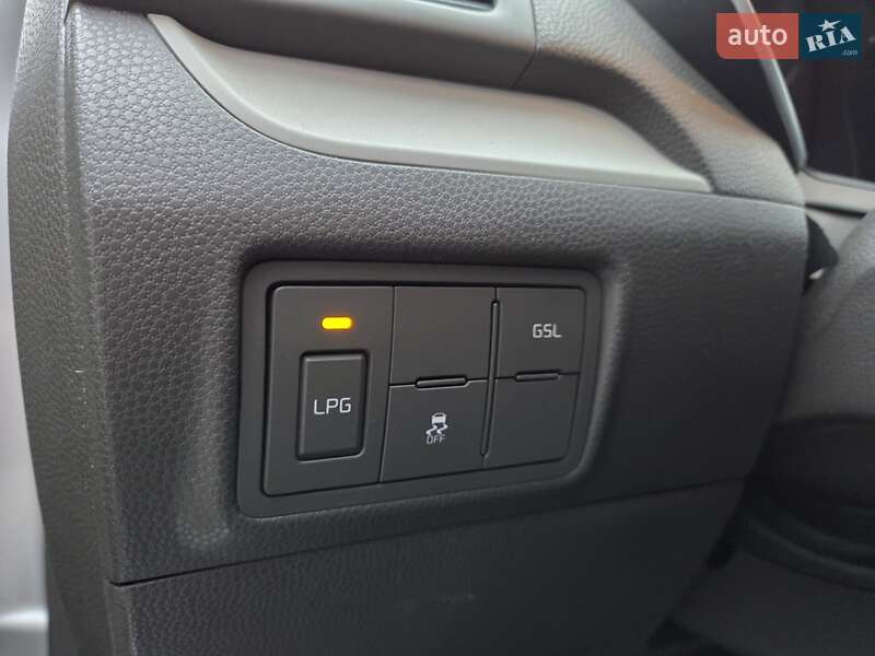 Хэтчбек Kia Picanto 2015 в Киеве