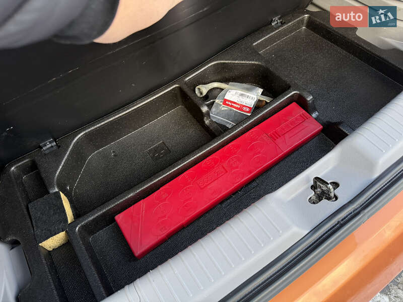 Хетчбек Kia Picanto 2004 в Житомирі фото 47 Хетчбек Kia Picanto 2004 в Житомирі