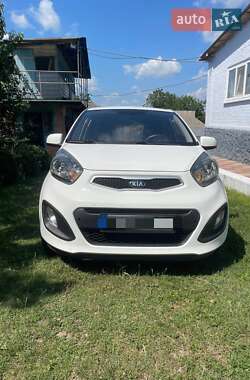 Хэтчбек Kia Picanto 2014 в Киеве