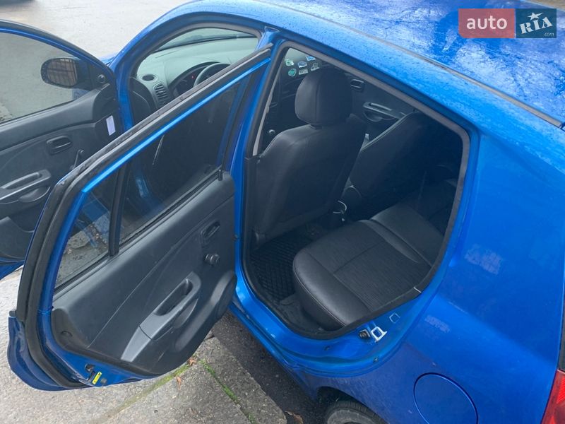 Хетчбек Kia Picanto 2010 в Львові