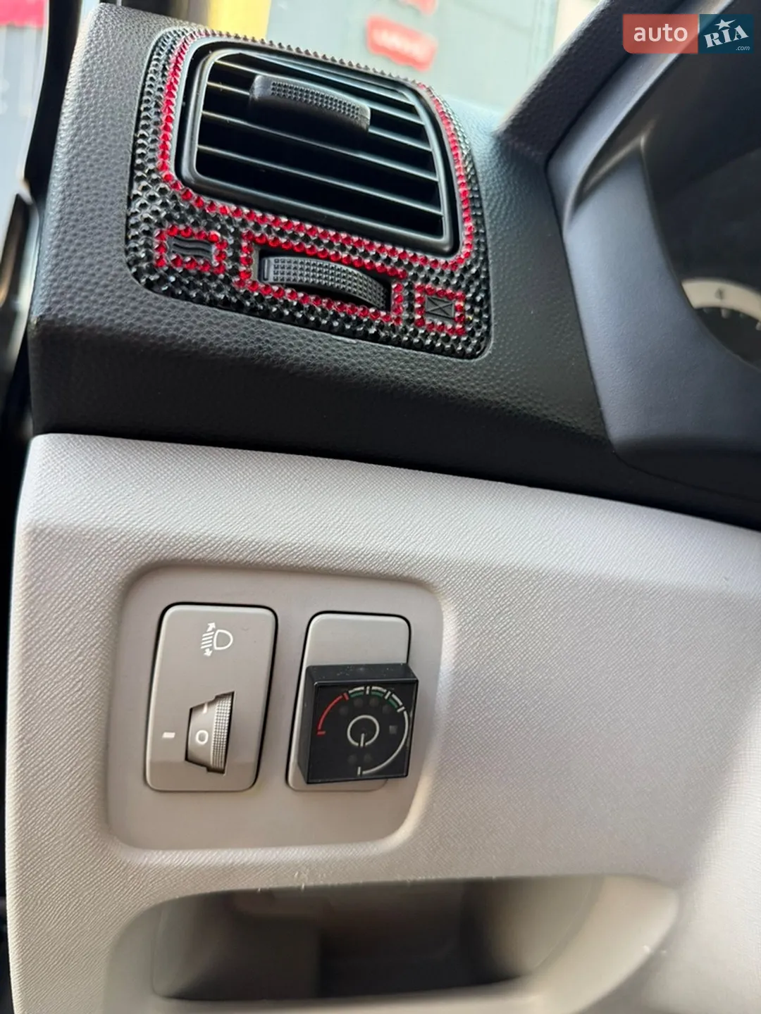 2011 Skoda Fabia - мініатюра 28