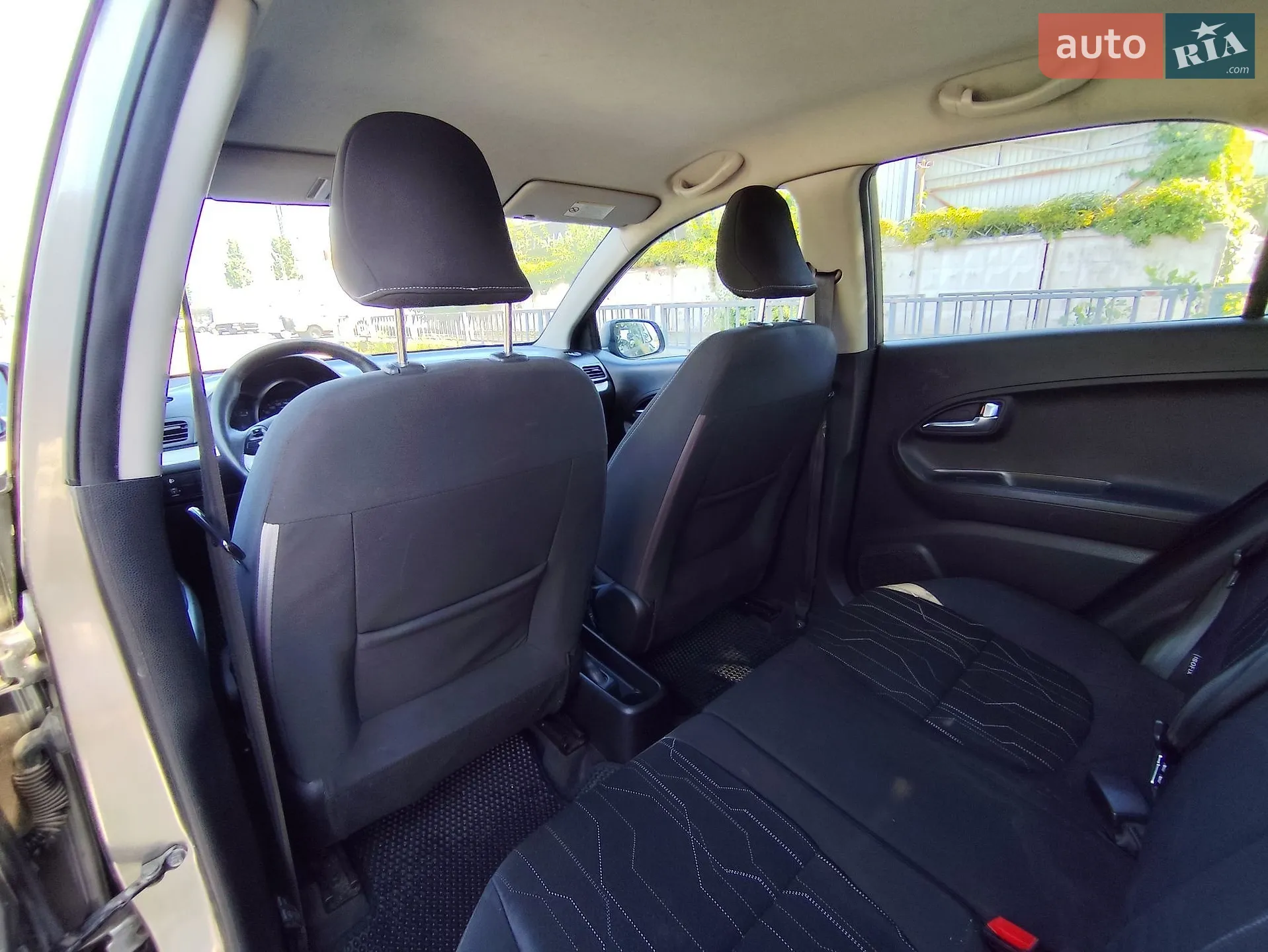 2011 Kia Picanto - мініатюра 21