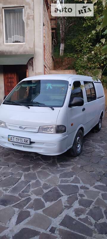 Универсал Kia Pregio 2005 в Поляне