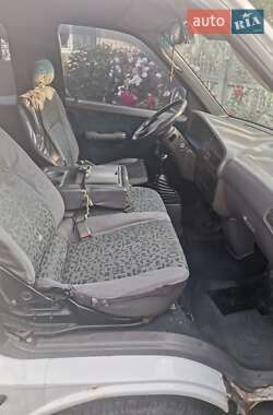Минивэн Kia Pregio 2000 в 