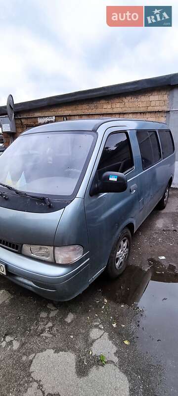 Микроавтобус Kia Pregio 2003 в Киеве