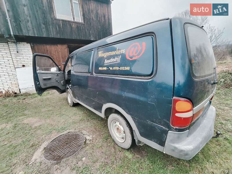 Мінівен Kia Pregio 2000 в Турці