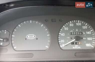 Вантажний фургон Kia Pregio 2000 в 