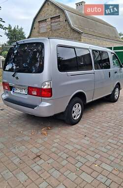 Минивэн Kia Pregio 2005 в 