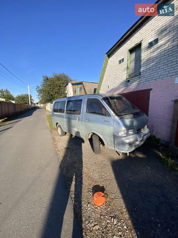 Kia Pregio 2003