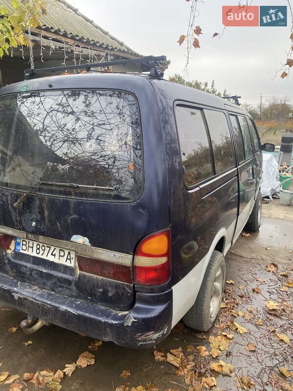 Минивэн Kia Pregio 1997 в Белгороде-Днестровском