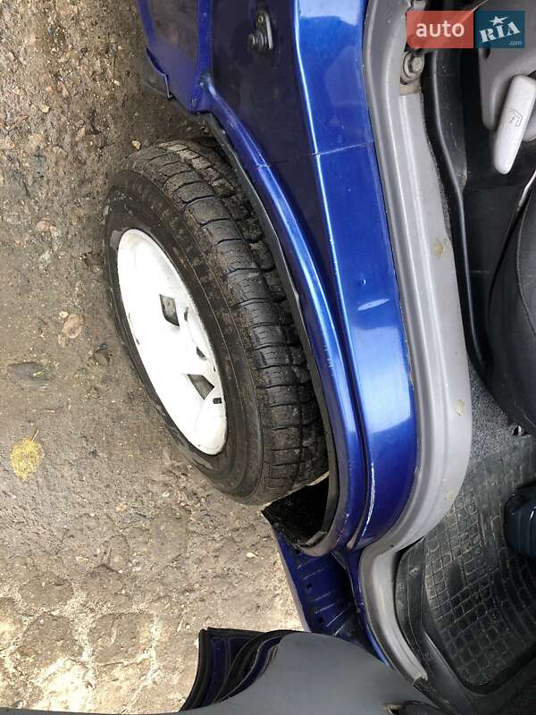 Минивэн Kia Pregio 1998 в Краснограде