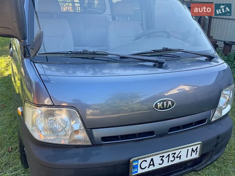Kia Pregio 2005