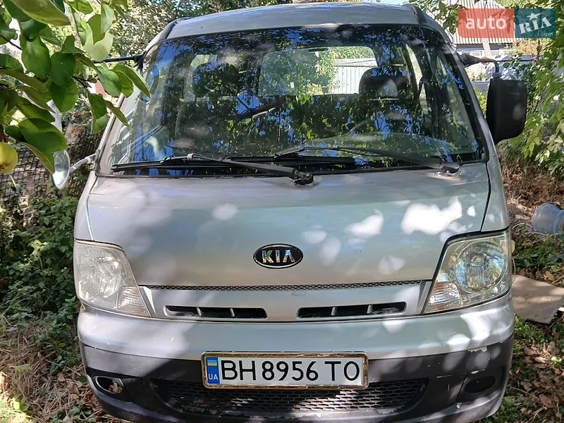 Kia Pregio 2005