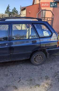 Универсал Kia Pride 2000 в Ровно