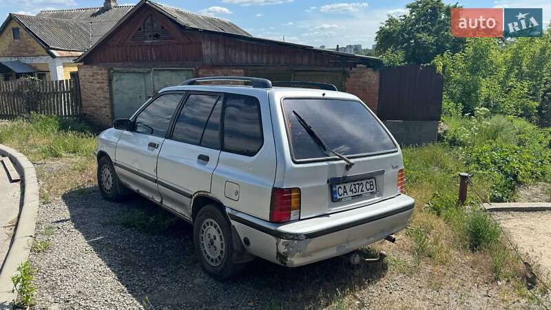 Универсал Kia Pride 2000 в Умани