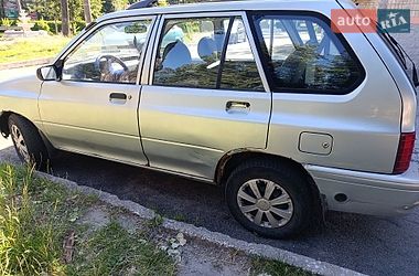 Універсал Kia Pride 2000 в Кам'янському
