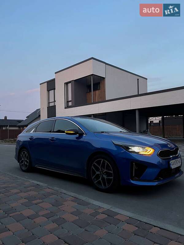 Універсал Kia ProCeed 2019 в Ужгороді