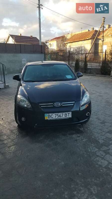 Хэтчбек Kia ProCeed 2008 в Львове