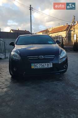 Хэтчбек Kia ProCeed 2008 в 