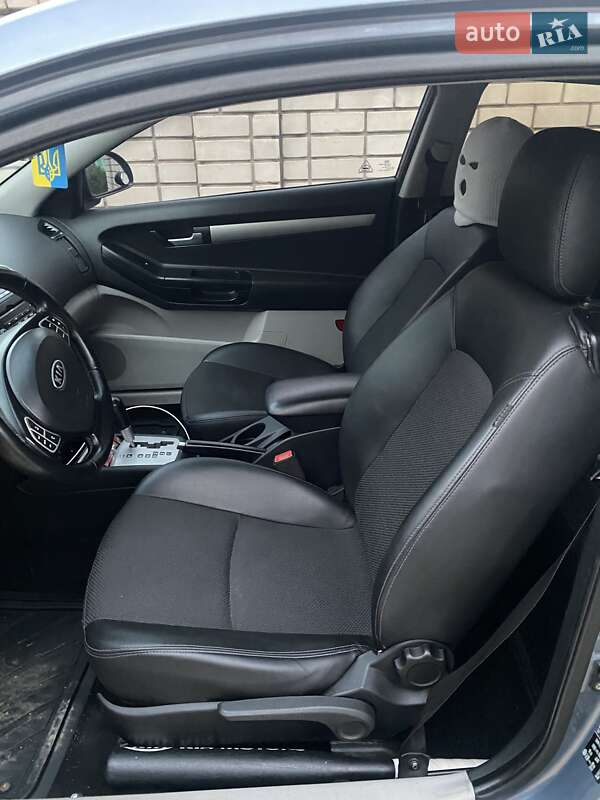 Хетчбек Kia ProCeed 2008 в Дніпрі