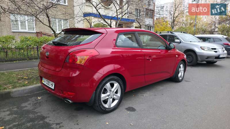 Хэтчбек Kia ProCeed 2008 в Киеве