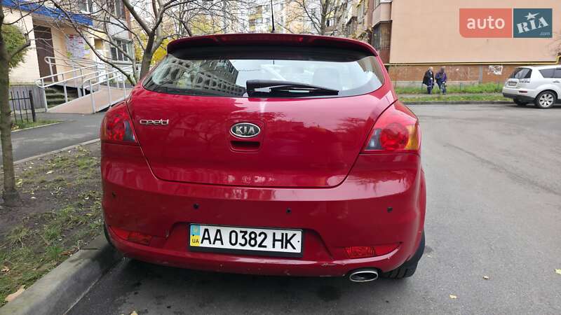 Хэтчбек Kia ProCeed 2008 в Киеве