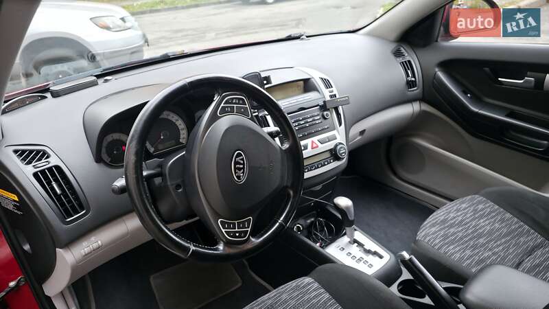 Хэтчбек Kia ProCeed 2008 в Киеве