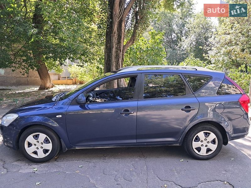 Kia ProCeed 2008