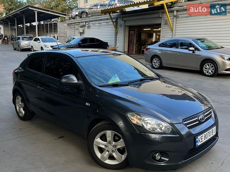 Хетчбек Kia ProCeed 2008 в Дніпрі