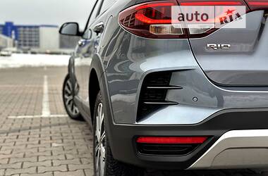 Позашляховик / Кросовер Kia Rio X-Line 2021 в 
