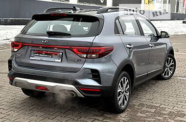 Позашляховик / Кросовер Kia Rio X-Line 2021 в 
