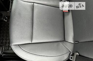 Позашляховик / Кросовер Kia Rio X-Line 2021 в 