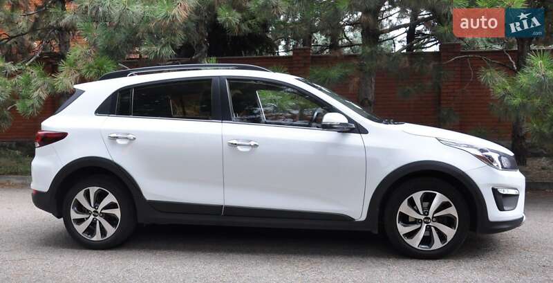 Позашляховик / Кросовер Kia Rio X-Line 2018 в Дніпрі фото 6 Позашляховик / Кросовер Kia Rio X-Line 2018 в Дніпрі