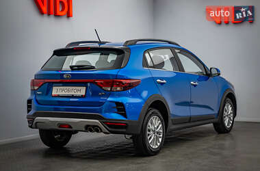 Хэтчбек Kia Rio X-Line 2021 в 