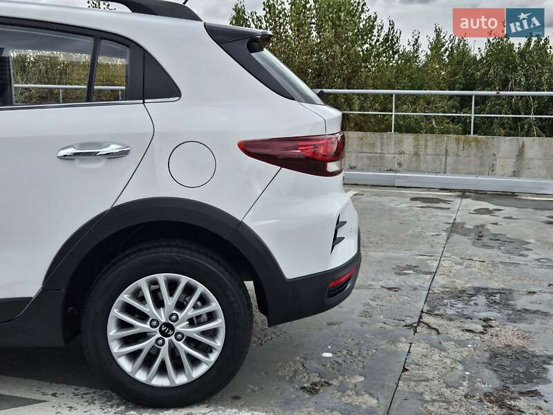 Внедорожник / Кроссовер Kia Rio X-Line 2021 в Киеве фото 14 Внедорожник / Кроссовер Kia Rio X-Line 2021 в Киеве