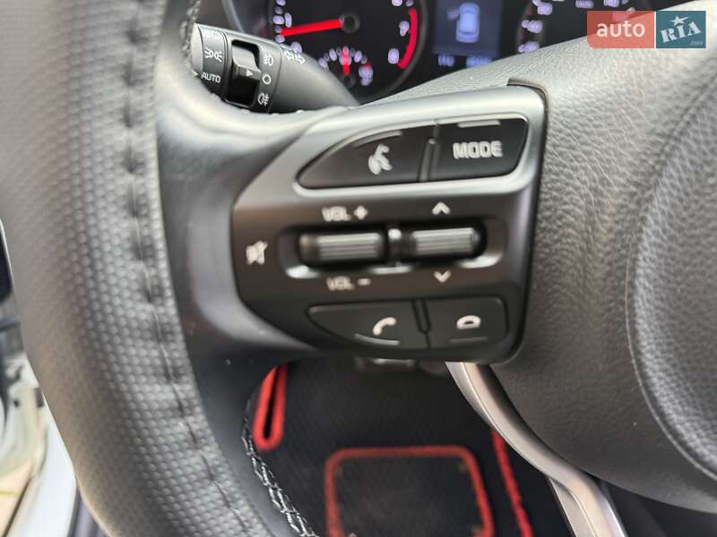 Внедорожник / Кроссовер Kia Rio X-Line 2018 в Киеве фото 53 Внедорожник / Кроссовер Kia Rio X-Line 2018 в Киеве