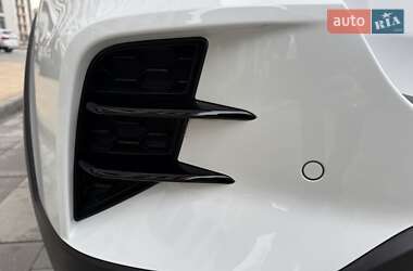 Внедорожник / Кроссовер Kia Rio X-Line 2021 в 