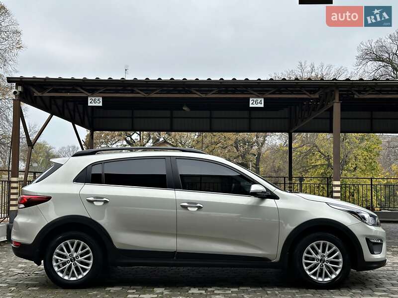Внедорожник / Кроссовер Kia Rio X-Line 2018 в Одессе