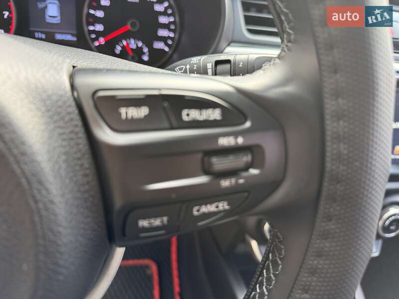 Позашляховик / Кросовер Kia Rio X-Line 2018 в Києві фото 31 Позашляховик / Кросовер Kia Rio X-Line 2018 в Києві