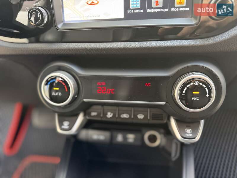 Позашляховик / Кросовер Kia Rio X-Line 2018 в Києві фото 45 Позашляховик / Кросовер Kia Rio X-Line 2018 в Києві