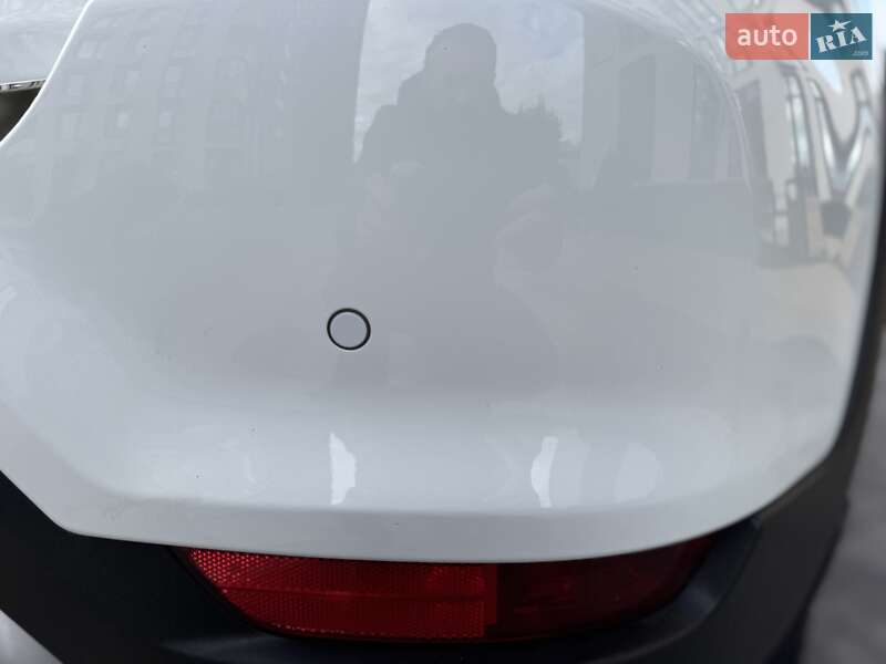 Внедорожник / Кроссовер Kia Rio X-Line 2018 в Киеве