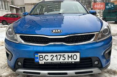 Хэтчбек Kia Rio X-Line 2018 в Новояворовске