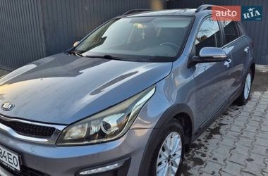 Внедорожник / Кроссовер Kia Rio X-Line 2018 в Тернополе