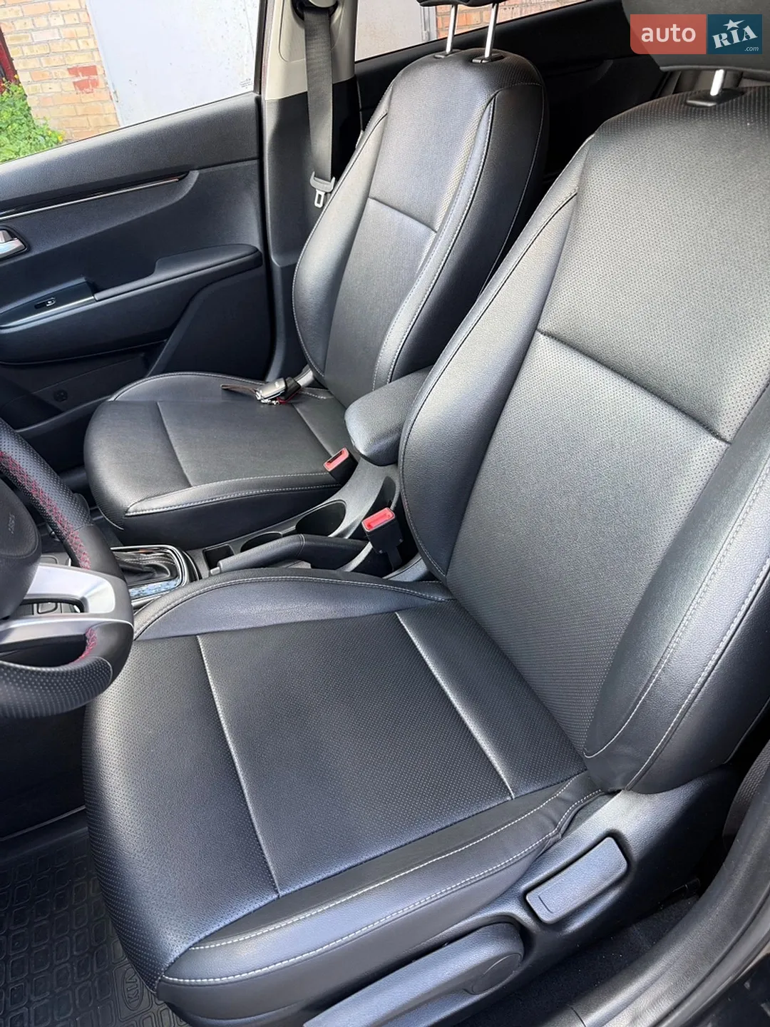 2018 Kia Rio - мініатюра 2