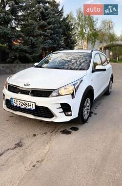 Внедорожник / Кроссовер Kia Rio X 2021 в 