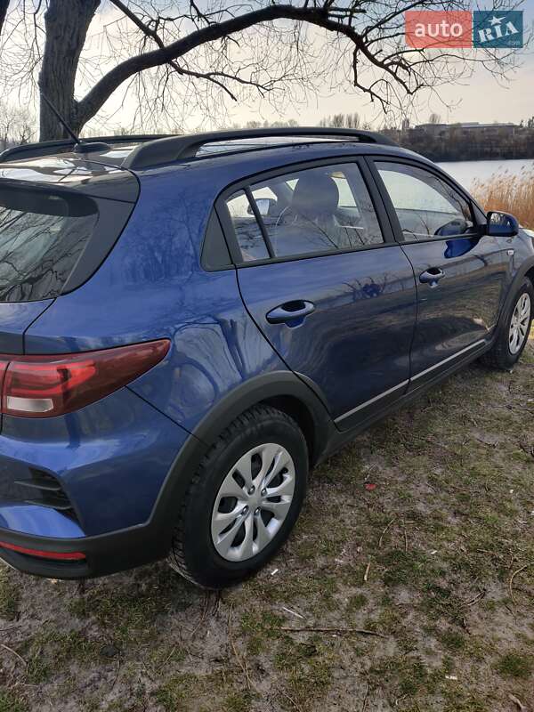 Внедорожник / Кроссовер Kia Rio X 2021 в 