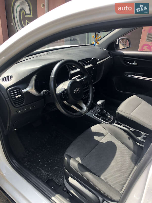 Внедорожник / Кроссовер Kia Rio X 2021 в Луцке