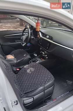 Внедорожник / Кроссовер Kia Rio X 2021 в 